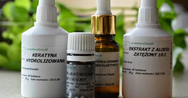Jak utrwalić fryzurę domowym sposobem - naturalne metody, które działają Jak utrwalić fryzurę domowym sposobem - naturalne metody, które działają